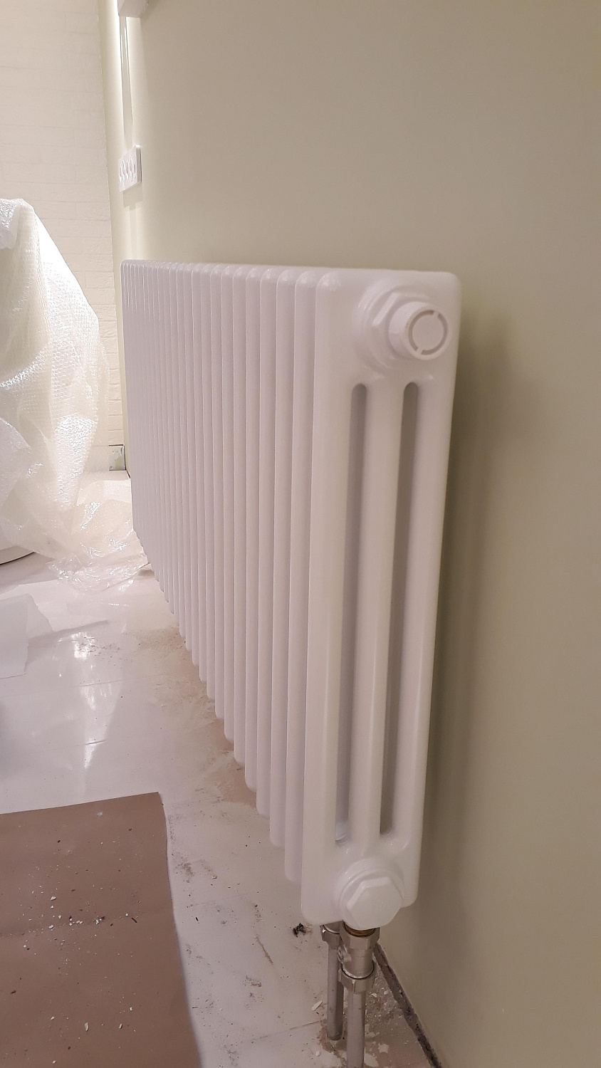 Монтаж труб Рехау