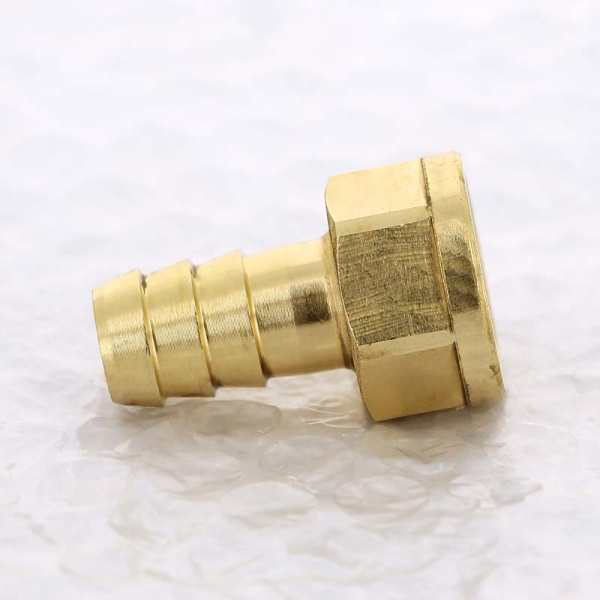 Штуцер В UNI-FITT 1/2x15