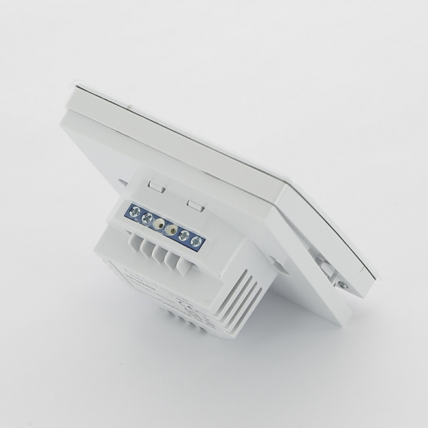 Термостат Salus комнатный беспроводной встраиваемый программ. с дисплеем белый