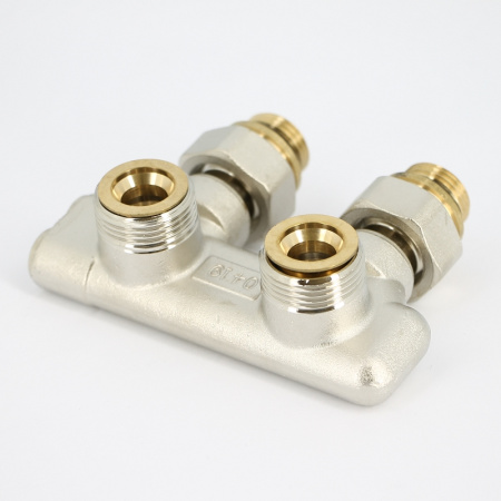 Узел радиаторный со встроенными вентилями UNI-FITT угловой перекрёстный НВ 3/4 х 3/4ЕК с ниппелями и адаптером