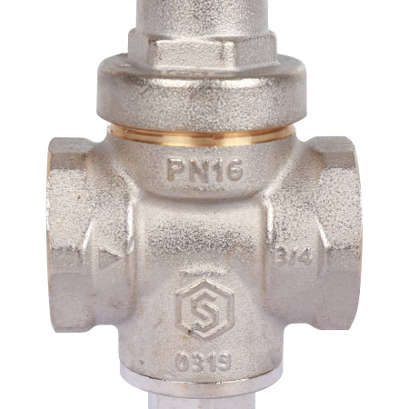 STOUT  Редуктор давления PN16 вн/вн 3/4 с выходом под манометр