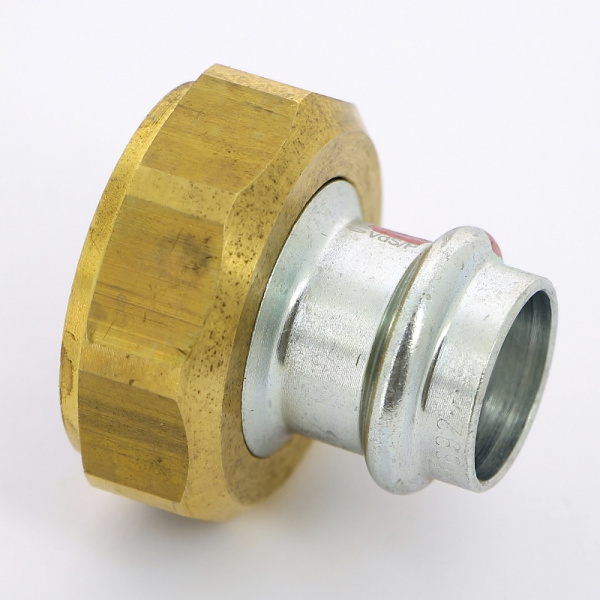 Муфта пресс-В с накидной гайкой и плоской прокладкой оцинкованная сталь Prestabo VIEGA 22х11/4